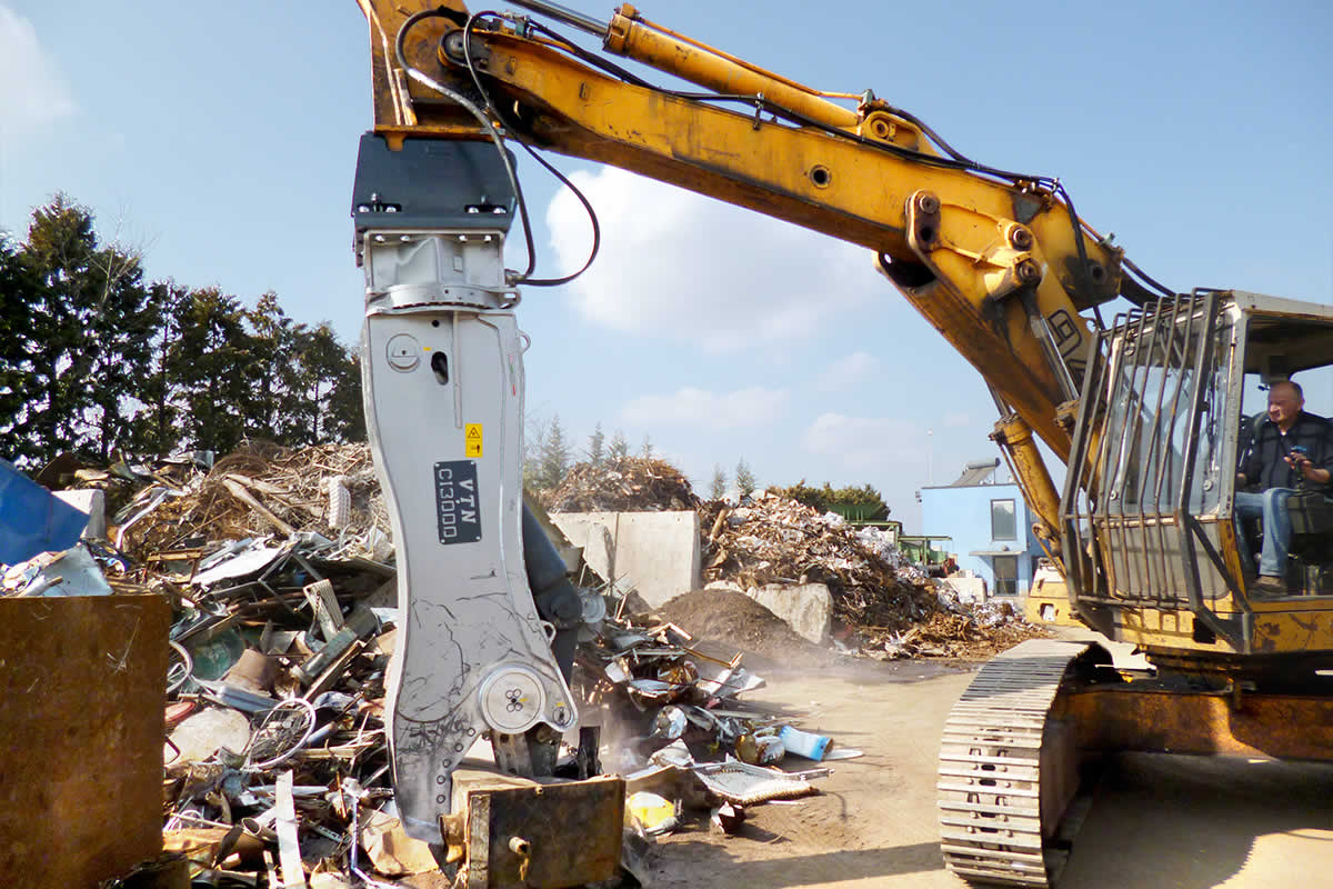 CI 4000 – MOBILE SHEAR (2015)