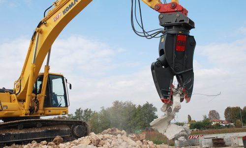 Pinze demolitrici per escavatore: precisione e sicurezza